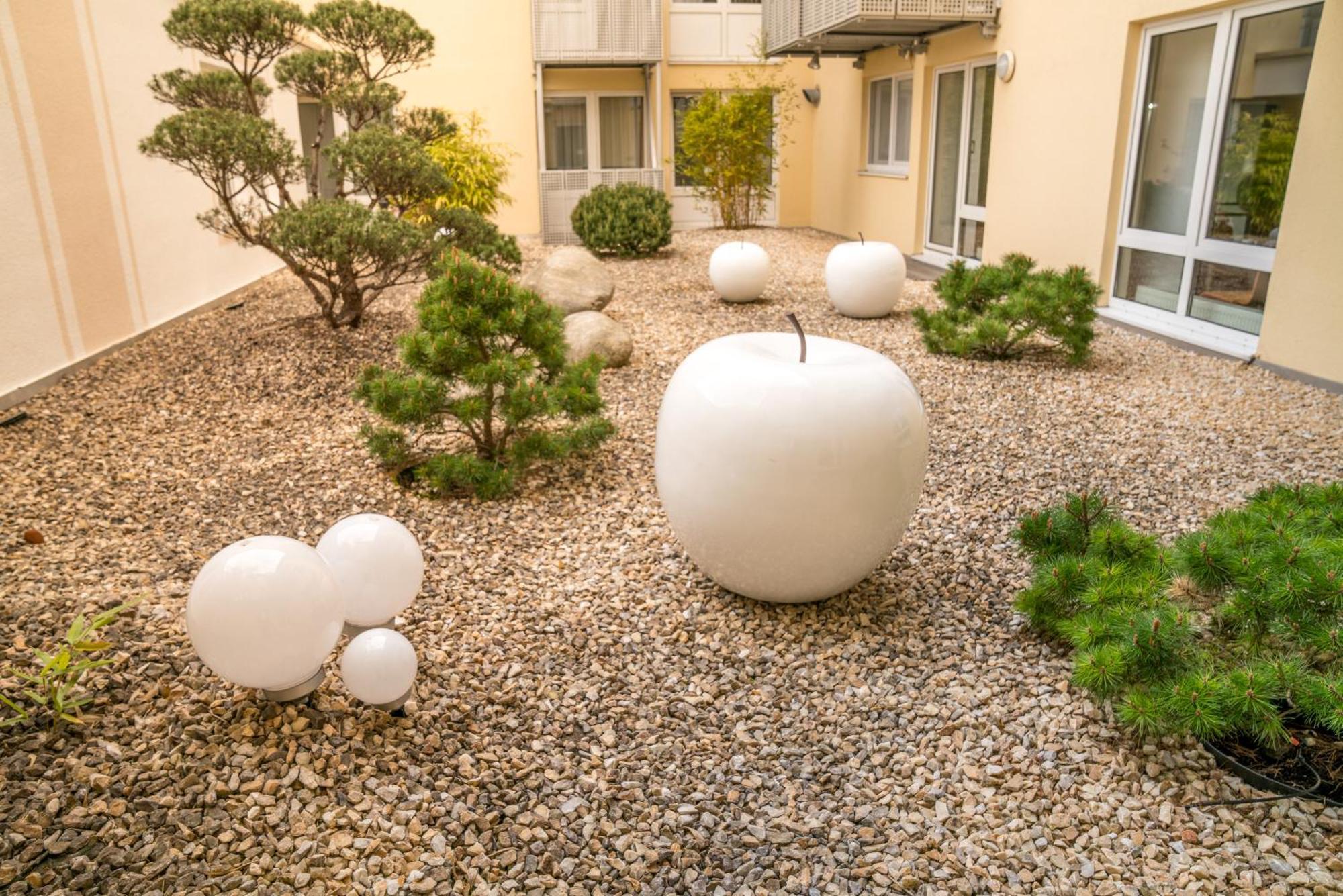 Airporthotel Residenz Steinenbronn Exterior photo