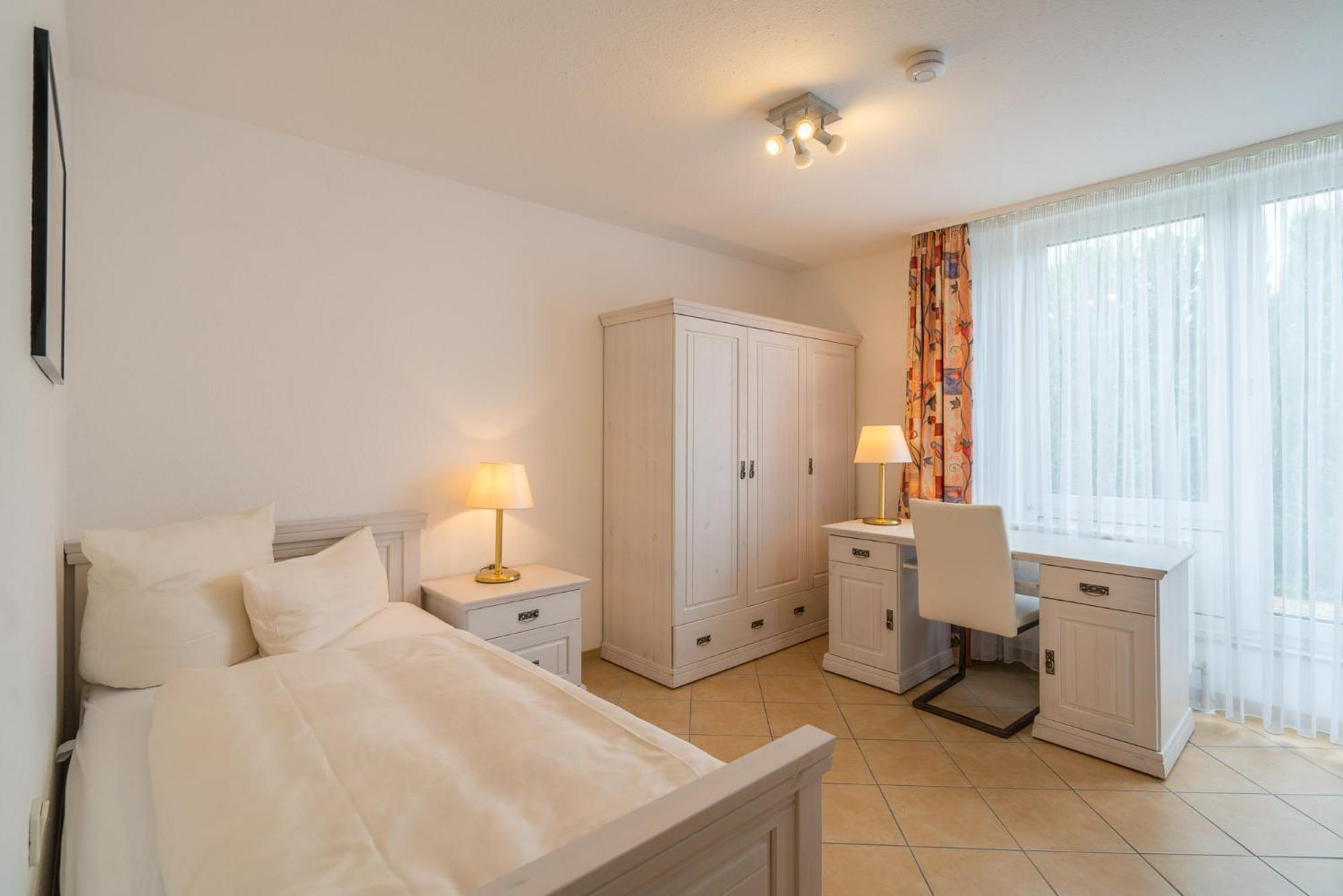 Airporthotel Residenz Steinenbronn Exterior photo